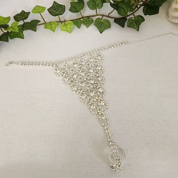Silver Crystal Hand Chain Bracelet / Anklet - Picture 3 of 8